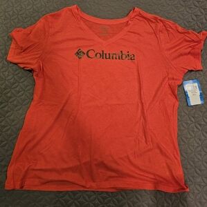 Columbia Active Wear Tee